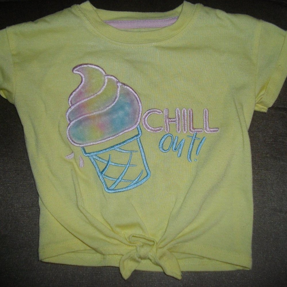2T Clothes Bundle - Picture 8 of 11